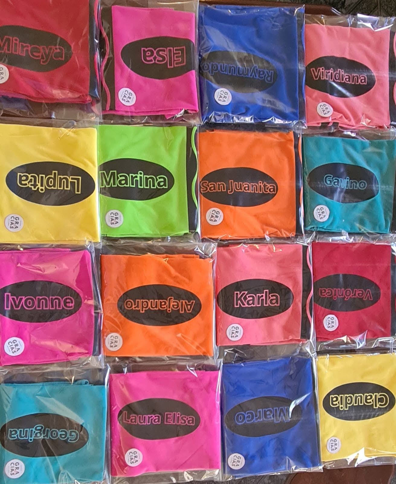 playeras <div class=